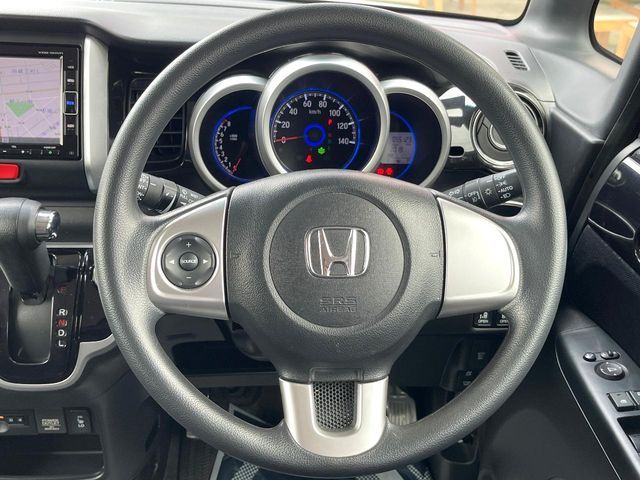 HONDA N BOX CUSTOM 2017 Image 31