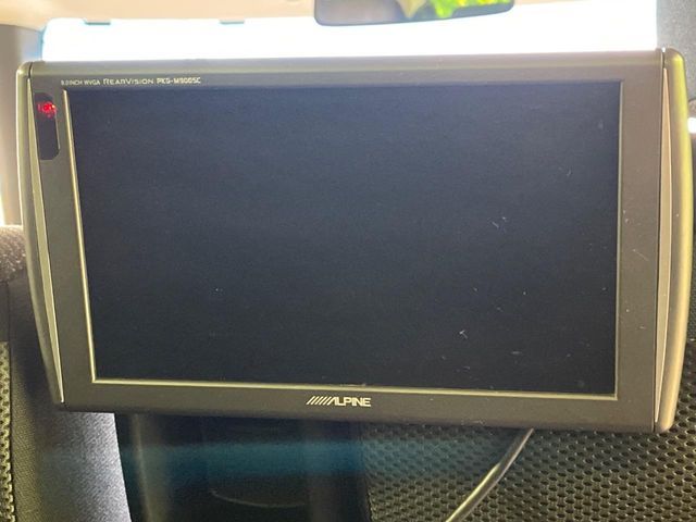 HONDA N BOX 2017 Image 31