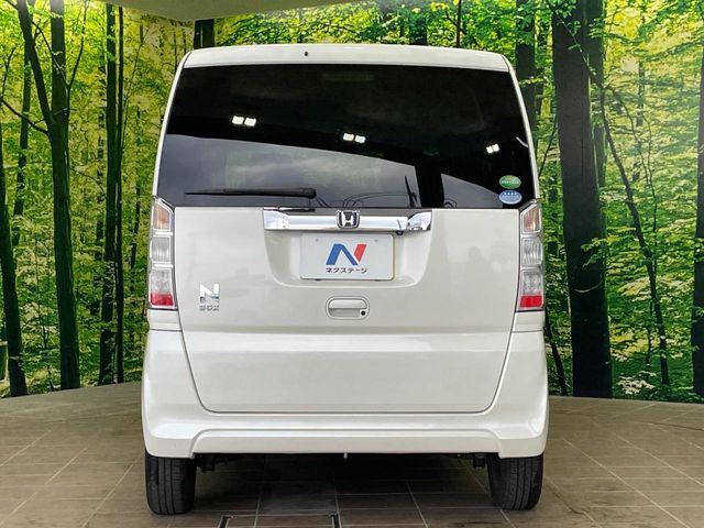 HONDA N BOX 2017 Image 31