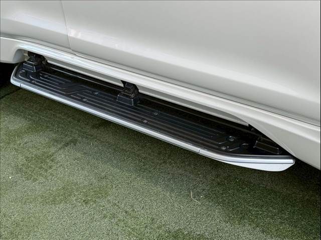 TOYOTA LANDCRUISER PRADO 2018 Image 31