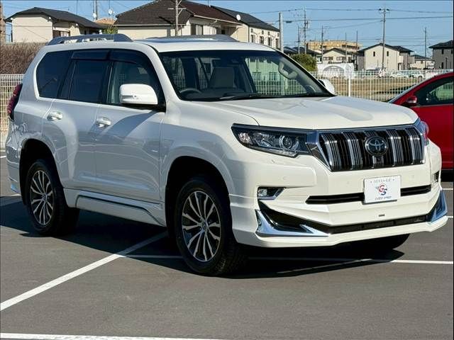 TOYOTA LANDCRUISER PRADO 2018 Image 31
