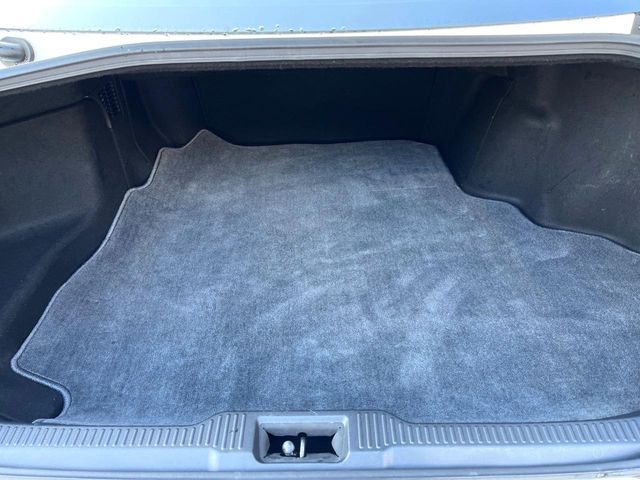 TOYOTA CROWN SEDAN HYBRID 2018 Image 31