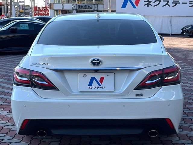 TOYOTA CROWN SEDAN HYBRID 2018 Image 31