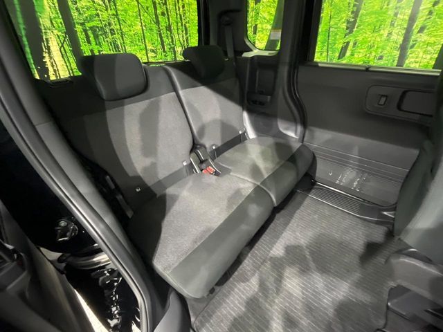 HONDA N BOX CUSTOM 2024 Image 31