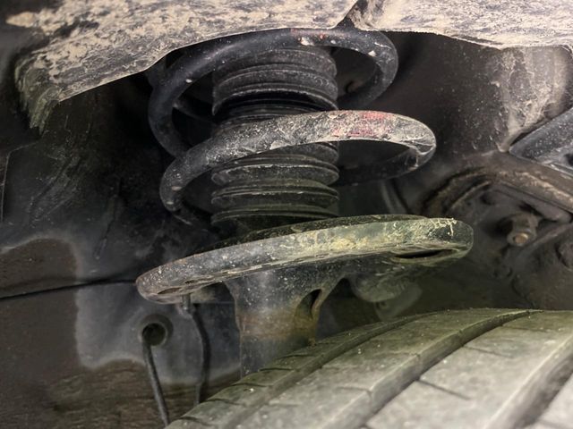 TOYOTA HARRIER 4WD 2017 Image 31