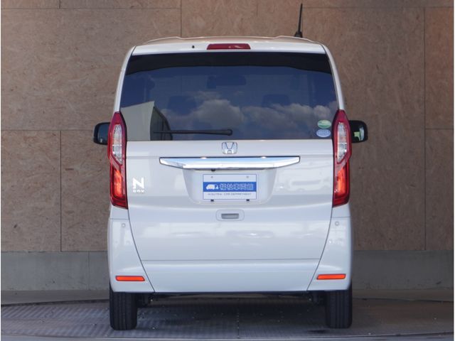 HONDA N BOX 2020 Image 31