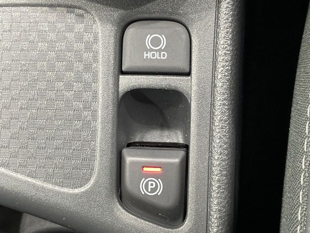 TOYOTA YARIS CROSS HYBRID 2025 Image 31