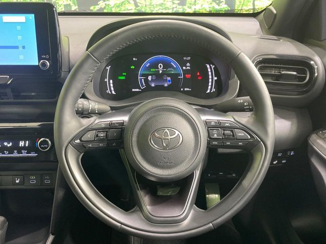 TOYOTA YARIS CROSS HYBRID 2025 Image 31