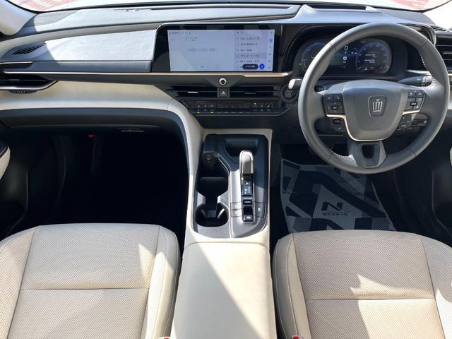 TOYOTA CROWN CROSSOVER 2023 Image 31