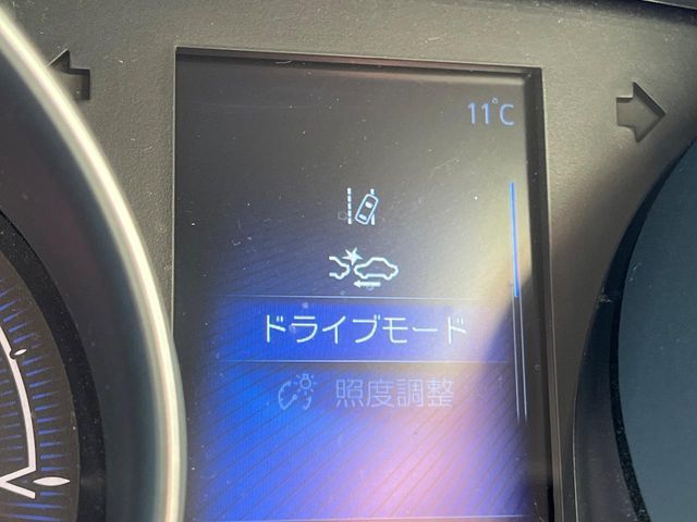 TOYOTA C-HR 2018 Image 31