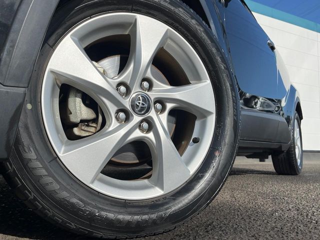 TOYOTA C-HR 2018 Image 31