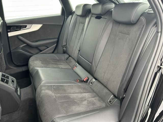AUDI A4 AVANT 2021 Image 31