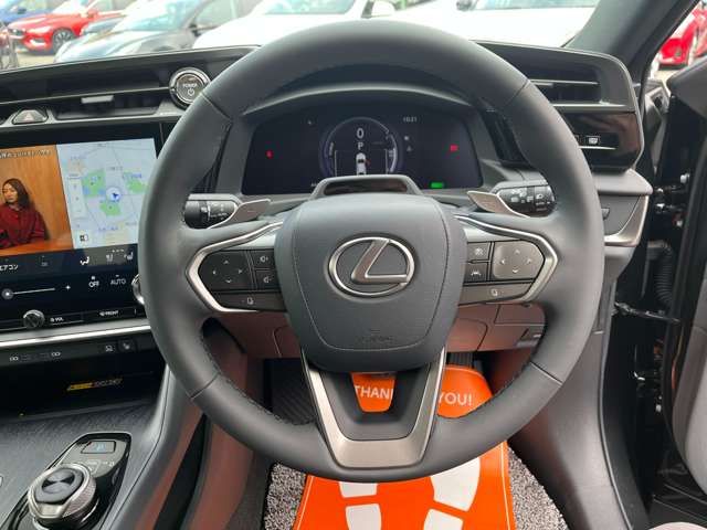 TOYOTA LEXUS RZ450E 2023 Image 31