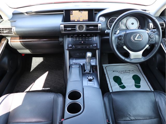 TOYOTA LEXUS IS250 2013 Image 31