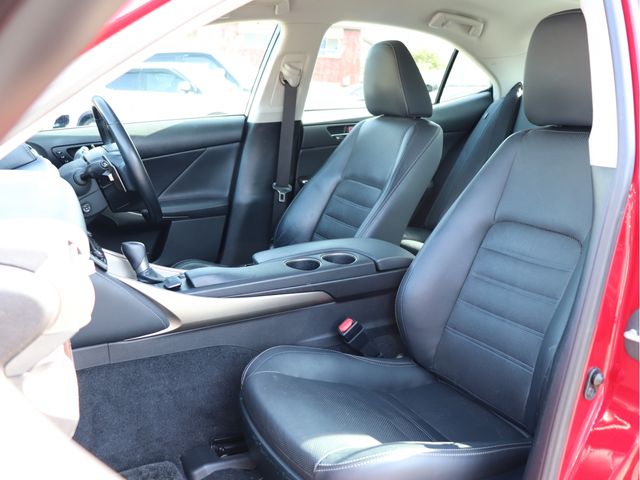 TOYOTA LEXUS IS250 2013 Image 31