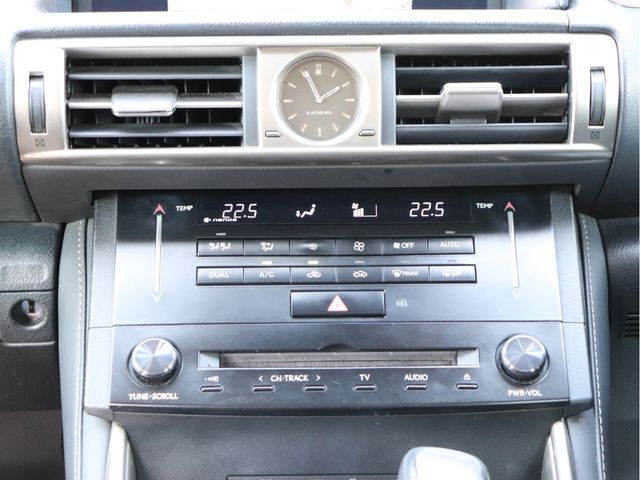 TOYOTA LEXUS IS250 2013 Image 31