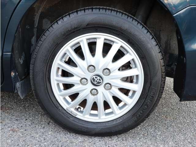 TOYOTA VOXY HYBRID 2014 Image 31