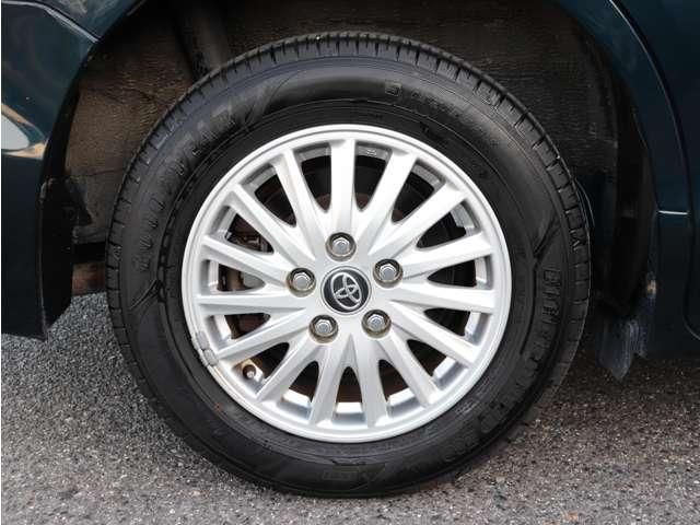 TOYOTA VOXY HYBRID 2014 Image 31