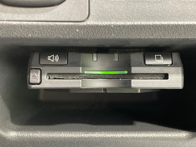 TOYOTA SIENTA 2014 Image 31