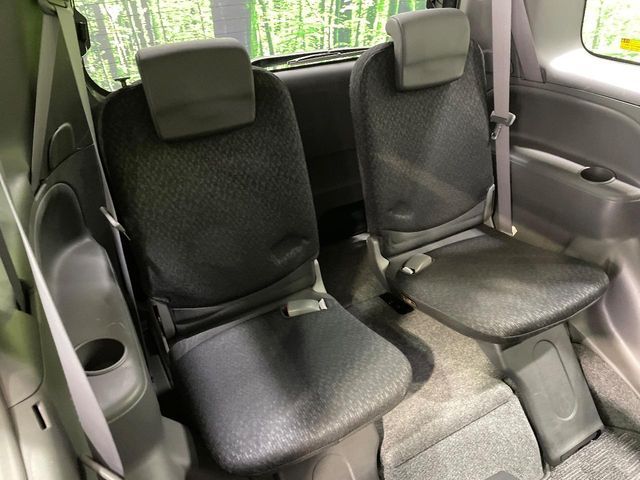 TOYOTA SIENTA 2014 Image 31