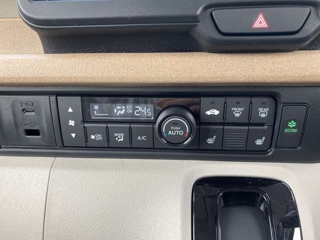 HONDA N BOX 2025 Image 31