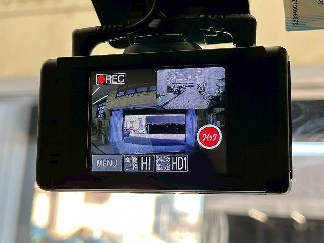 VOLKSWAGEN T-CROSS 2023 Image 31