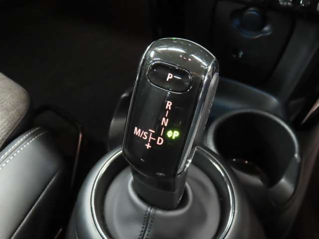 BMW MINI COOPER D 2022 Image 31