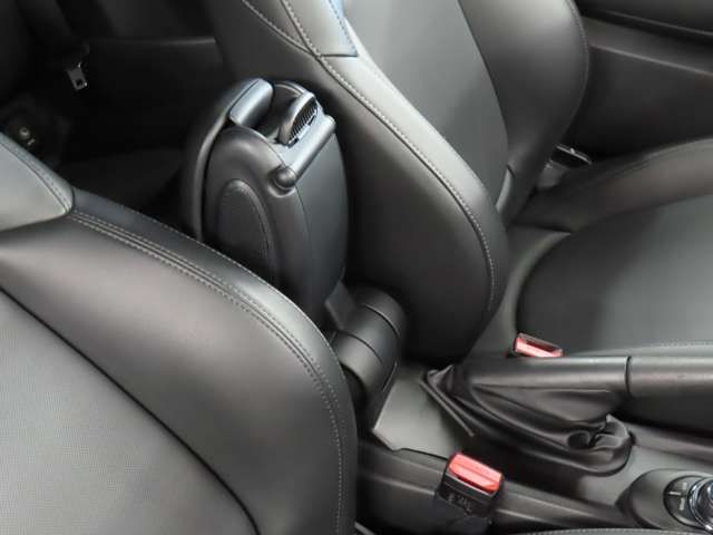 BMW MINI COOPER OPEN 2020 Image 31