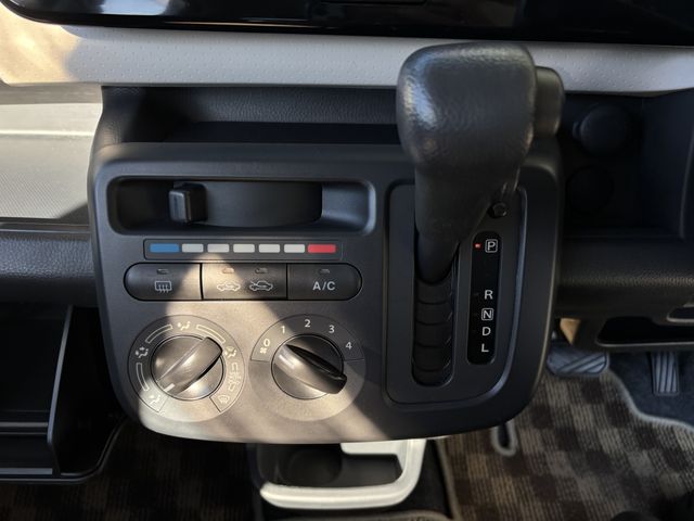 NISSAN MOCO 2013 Image 31