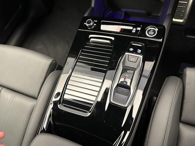 AUDI Q6 E-TRON 2025 Image 31