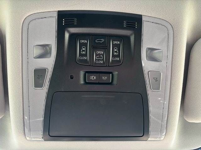 TOYOTA ALPHARD 2017 Image 31