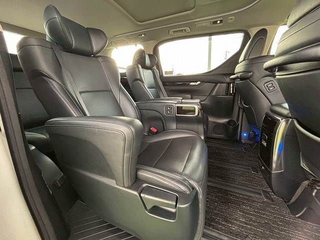 TOYOTA ALPHARD 2017 Image 31