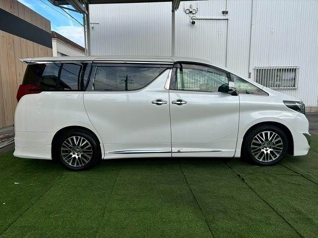 TOYOTA ALPHARD 2017 Image 31