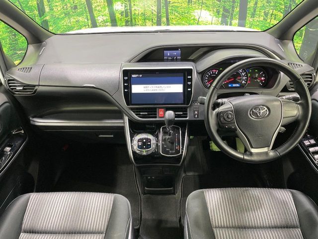 TOYOTA VOXY 2019 Image 31
