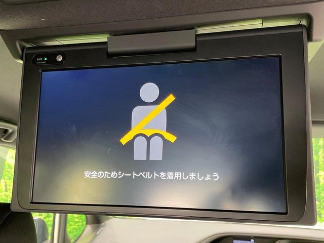 TOYOTA VOXY 2019 Image 31