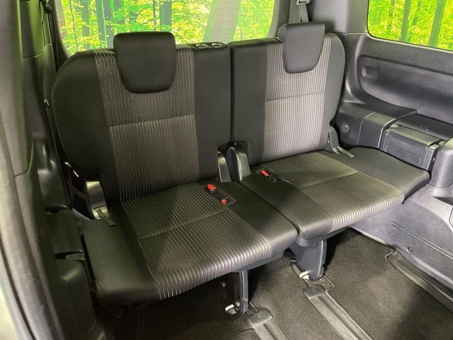 TOYOTA VOXY 2019 Image 31