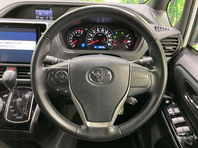 TOYOTA VOXY 2019 Image 31