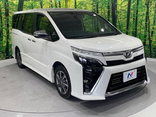 TOYOTA VOXY 2019 Image 31