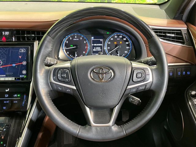 TOYOTA HARRIER 2WD 2018 Image 31