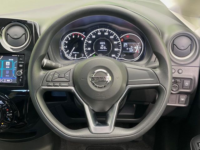 NISSAN NOTE 2018 Image 31