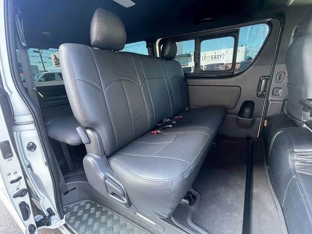 TOYOTA HIACE VAN 2WD 2023 Image 31