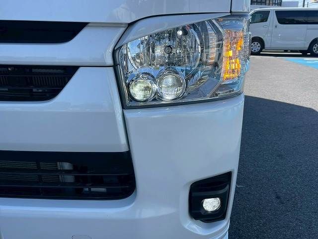 TOYOTA HIACE VAN 2WD 2023 Image 31