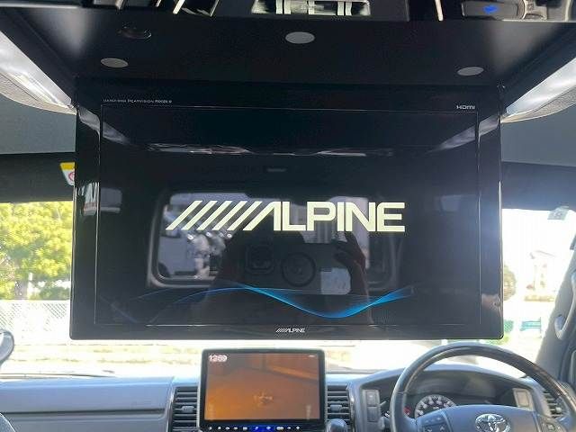 TOYOTA HIACE VAN 2WD 2020 Image 31