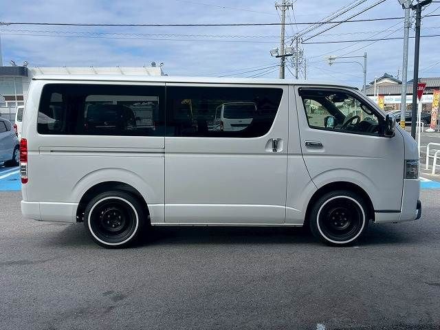 TOYOTA HIACE VAN 2WD 2020 Image 31