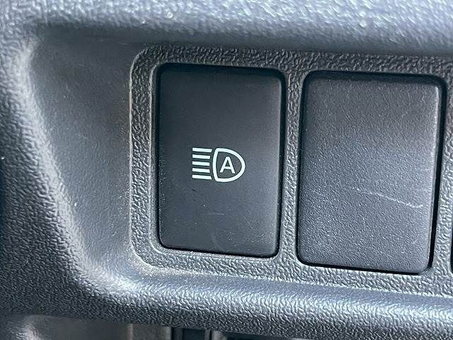 TOYOTA HIACE VAN 2WD 2022 Image 31