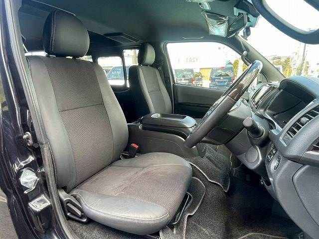 TOYOTA HIACE VAN 2WD 2022 Image 31