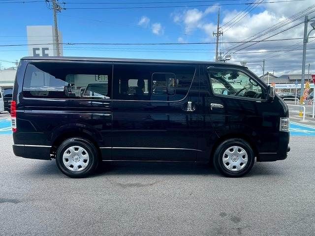 TOYOTA HIACE VAN 2WD 2022 Image 31