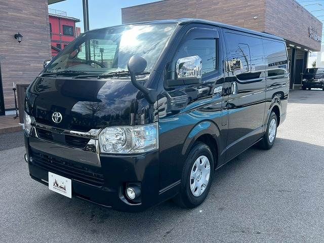 TOYOTA HIACE VAN 2WD 2022 Image 31