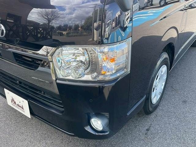 TOYOTA HIACE VAN 2WD 2022 Image 31