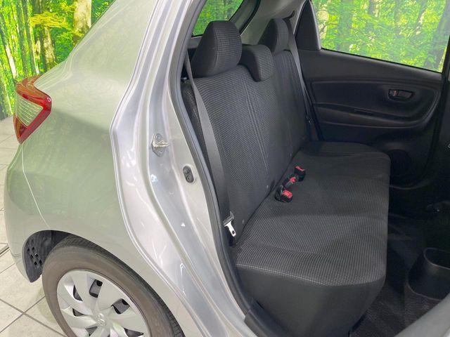 TOYOTA VITZ 2019 Image 31